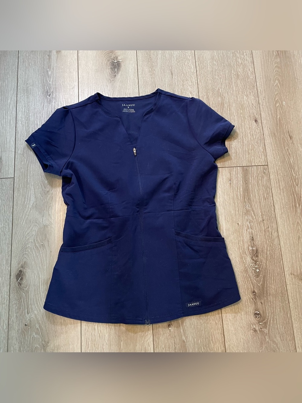 JAANUU Zip Front Scrub Top Navy Blue Women’s Small Medical Uniform